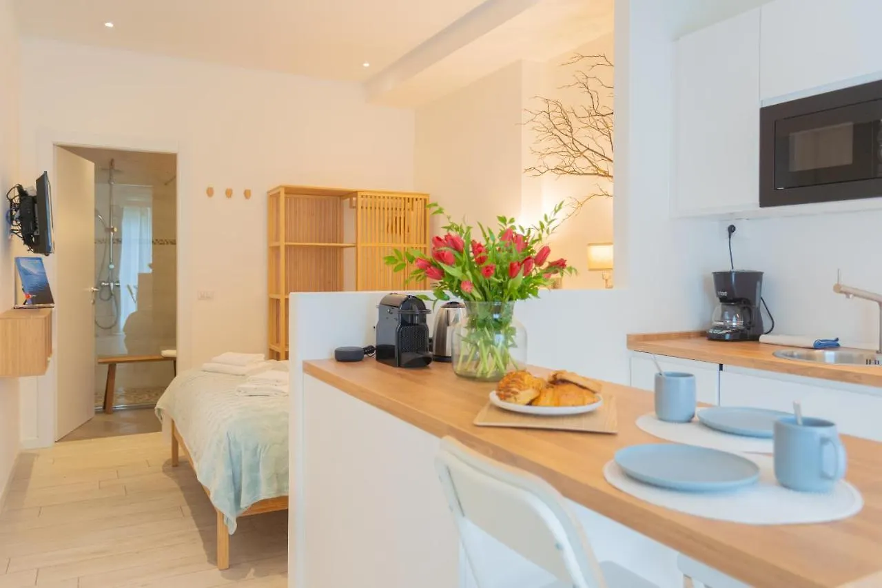 Enchanted Como Lake - Tremezzo Apartments By Rent All Como