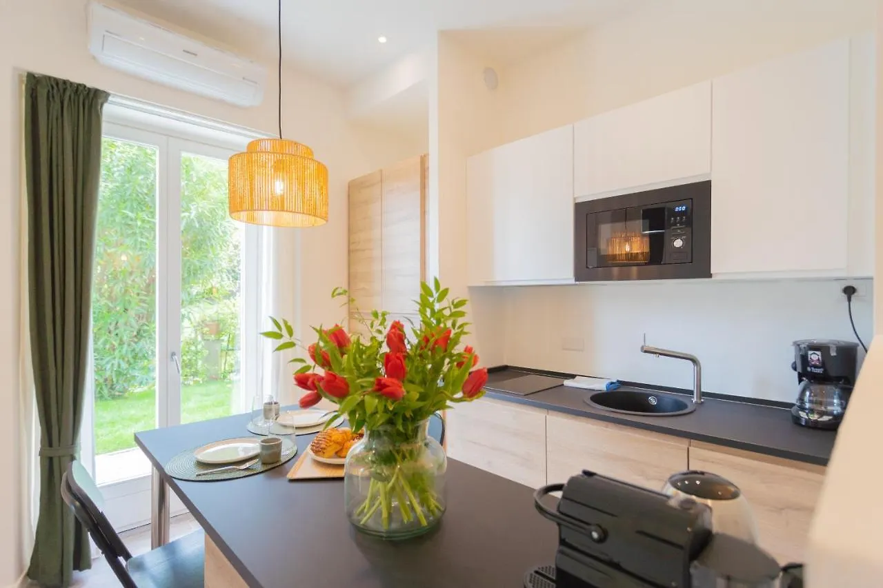 Enchanted Como Lake - Tremezzo Apartments By Rent All Como